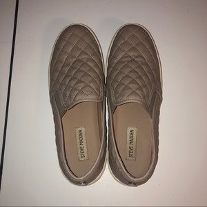 Steve Madden Mauve Slip Ons.